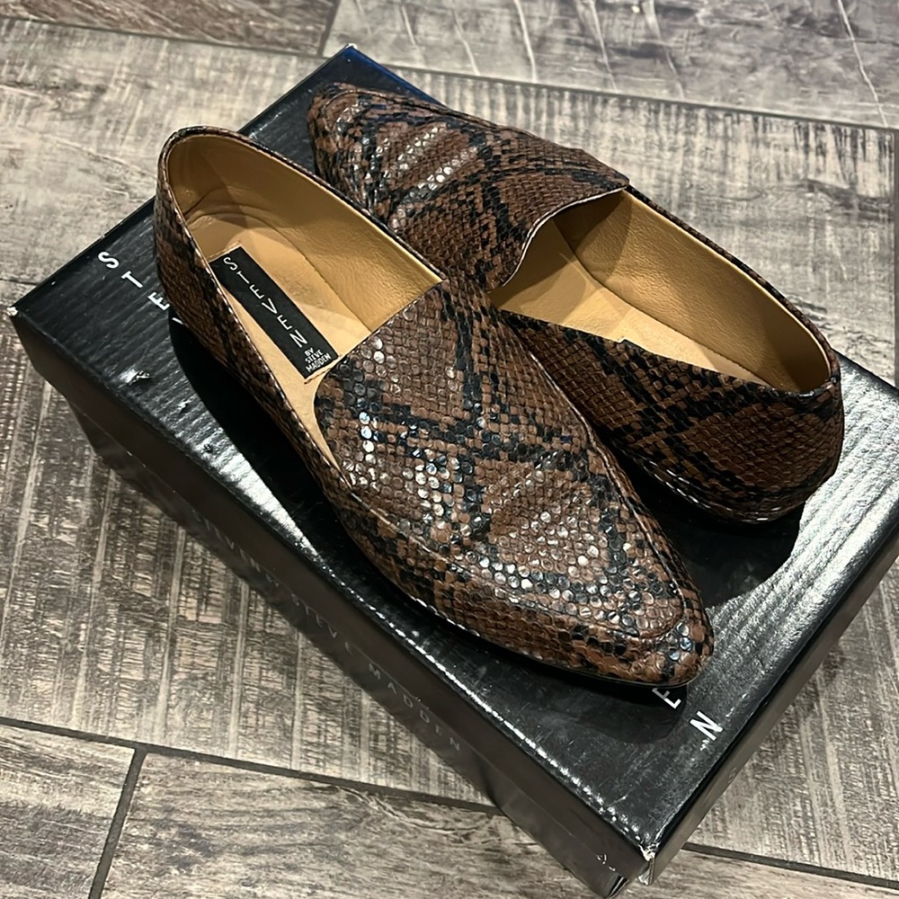 Steven by Steve Madden Brown Snake-Print Pointed Loafers